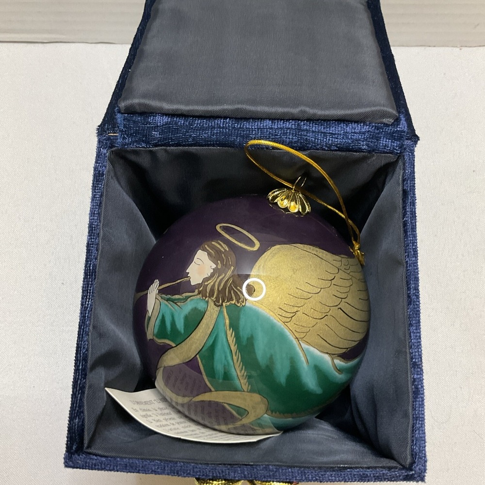 Li Bien Angel With Trumpet Christmas Ornament Reverse Painted 4" Glass - Picture 6 of 6